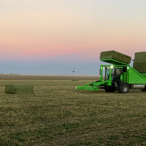 Stackrite Bale Stacker